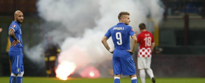 Italia – Croazia, fumogeni in campo a San Siro: 17 arresti nel post-partita