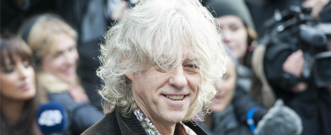 Ebola, Bob Geldof: una canzone per raccogliere fondi. Con Bono e Adele