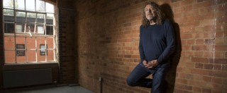 Copertina di Robert Plant, esclude la reunion dei Led Zeppelin (ed emoziona Londra, live)