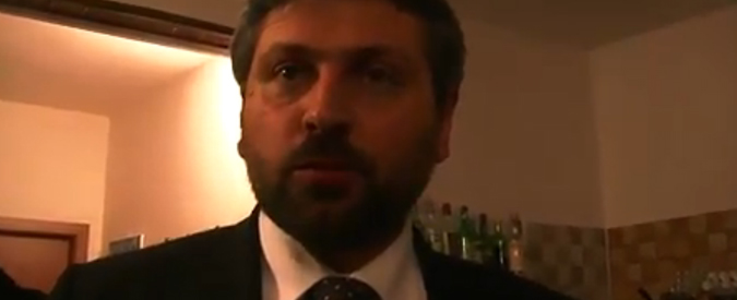 Copertina di Massimo Artini dopo incontro con Grillo: “Espulsione decisa a tavolino”