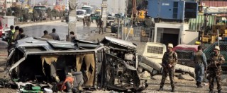 Copertina di Afghanistan, kamikaze contro auto ambasciata Gb. 6 vittime: un britannico