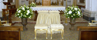 Sacramenti in vendita: 190 le nozze, 200 le sedie e 350 con coro. Ecco i tariffari