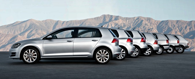 Volkswagen Golf, l’auto più venduta in Europa compie 40 anni