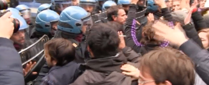 Copertina di Sgomberi a Milano, tensione fra centri sociali e polizia in zona San Siro