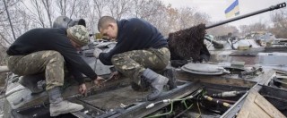 Copertina di Ucraina, osservatori Osce: “Soldati di Kiev hanno sparato sul nostro convoglio”