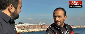 Copertina di De Magistris divide Napoli. Meglio le dimissioni? Vox e sondaggio