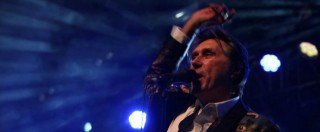 Copertina di Bryan Ferry, l’ex Roxy Music torna con “Avonmore”: un disco che “va sul sicuro”