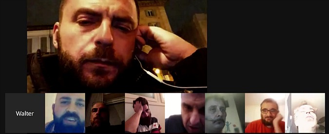 Copertina di M5S, dissidenti in chat. Iannuzzi: “Ci hanno fregato il movimento. Vince il marketing”