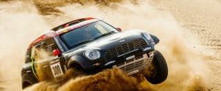 Copertina di Mini presenta auto ed equipaggi per la Dakar 2015. Obiettivo, la quarta vittoria
