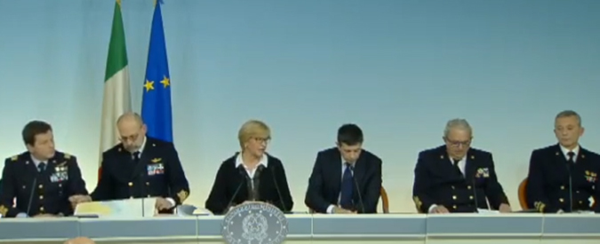Copertina di Norman Atlantic, conferenza stampa dei ministri Pinotti e Lupi. La diretta