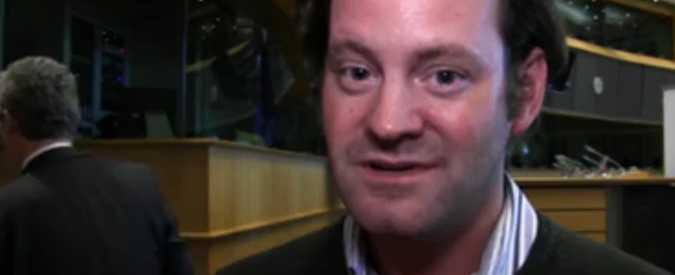 Copertina di Ebola, conferenza a Bruxelles. Medici: “In Africa bambini muoiono in modo atroce”