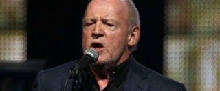 Copertina di Joe Cocker morto: il cantante scomparso a 70 anni per un cancro ai polmoni