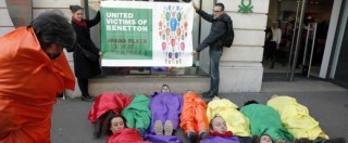 Copertina di Bangladesh, “Benetton non ha versato nulla al fondo per le vittime della strage”