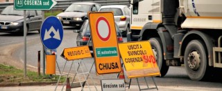 Copertina di Salerno-Reggio Calabria, 4 ragazzi morti in incidente stradale. Auto si scontra con tir