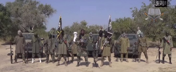 Nigeria, strage di Boko Haram nel nord-est. Bbc: “Si temono 2mila morti”