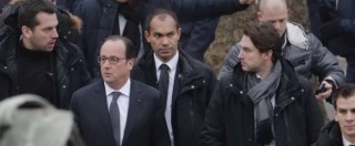 Copertina di Charlie Hebdo, Hollande: “Atto di terrorismo”. E proclama lutto nazionale
