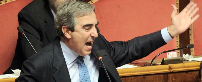 Rai, il Gasparri furioso attacca Renzi: “Figlio di massone, sei un imbecille”