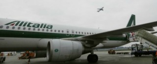 Copertina di Incidente a Milano Linate, Piper atterra senza carrello. Dopo stop, ripartiti i voli