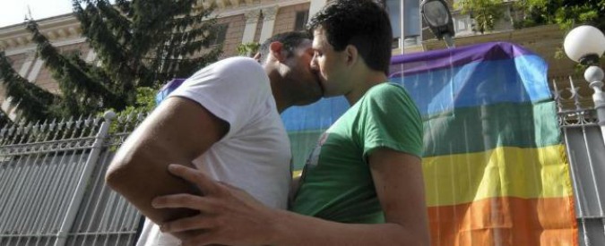 libero gay porno baci