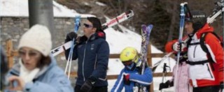 “Renzi e famiglia a sciare a Courmayeur con un volo di Stato”. Denuncia M5S