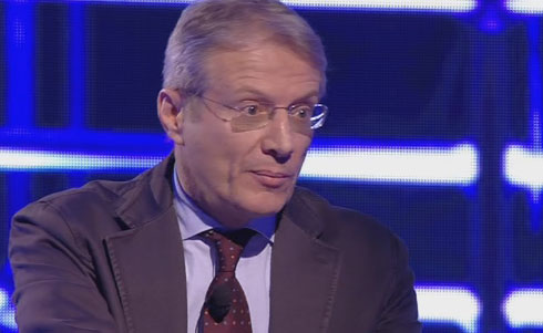 Copertina di Servizio Pubblico, Dragoni: “Con accordo Svizzera-Italia, sconto di 75mila euro su ogni milione evaso”