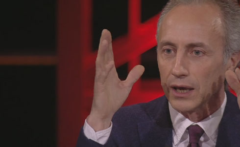 Copertina di Servizio Pubblico, Zanetti vs Travaglio: “No ai processi in tv”