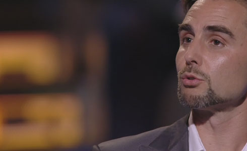 Copertina di Servizio Pubblico, Falciani: “In certi Paesi la legge difende le informazioni bancarie e non i cittadini”