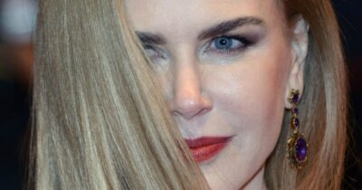 Copertina di Nicole Kidman vuole diventare doula di fine vita. Cosa significa e che messaggio ci consegna
