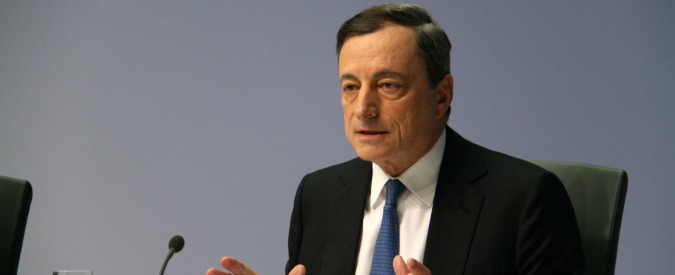 Draghi: “Forze concorrono a tenere bassa l’inflazione, ma la Bce non si arrenderà”