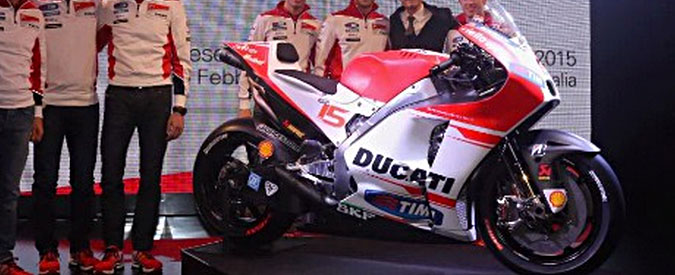 Copertina di Ducati Desmosedici Gp15, Dovizioso e Iannone presentano la nuova moto – Foto