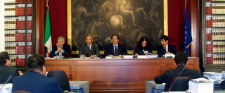 Copertina di Commissioni d’inchiesta, dalla “lingua blu” al Nazareno è corsa in Parlamento