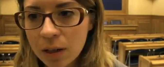 Copertina di Milleproroghe, M5S: “Record di voti di fiducia, Renzi peggio di Berlusconi”