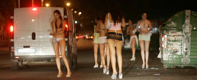 Francia: legge sulla prostituzione o repressione per i/le sex workers?