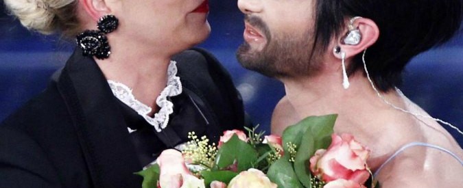 Sanremo 2015, Conchita Wurst e Charlize Theron salvano dalla noia dell’Ariston