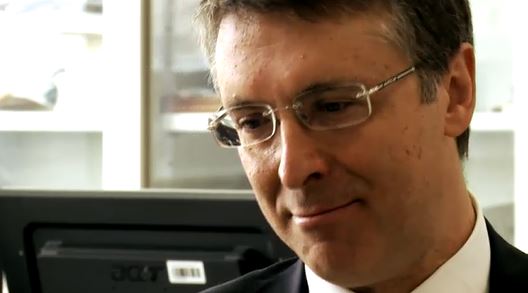 Copertina di Servizio Pubblico, Cantone: “Una legge su appalti serve di più delle intercettazioni contro la corruzione”