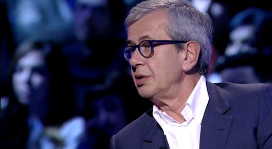 Copertina di Servizio Pubblico, Testa: “La politica è debole, la burocrazia è forte”