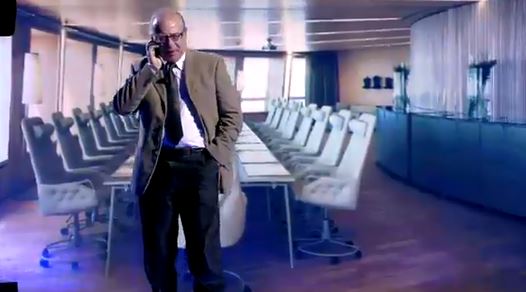 Copertina di Servizio Pubblico, Perotti a Boralevi sul figlio di Lupi: “È un bravo ragazzo, un lavoratore”