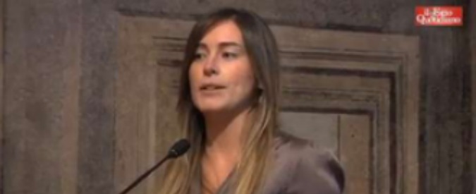 Copertina di Carfagna: ‘Serve ministro Pari opportunità’. Boschi: ‘No, c’è il governo’. E la sala protesta