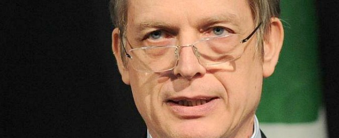 Copertina di Pd, il “dove eravate” di Cuperlo a D’Alema. “Montagna da scalare sarebbe meno alta”