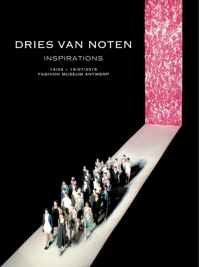 Dries Van Noten, il designer belga in mostra ad Anversa: il suo stile visionario, tra moda e arte