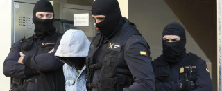 Copertina di Spagna, arrestata famiglia di 4 persone: “Pronti a volare in Siria e unirsi a Isis”
