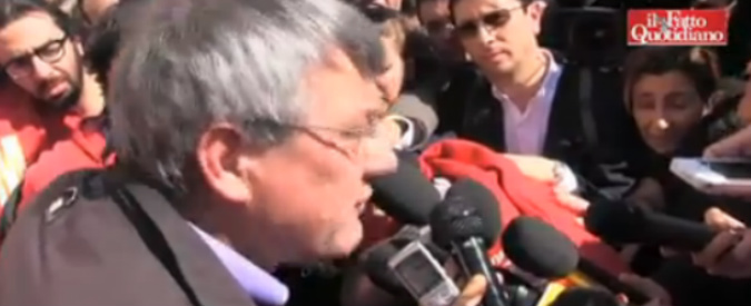 Copertina di Landini a Renzi: “Abbiamo più consensi di lui. Oggi nuova primavera per il lavoro”