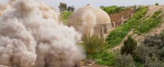 Copertina di Isis, “jihadisti hanno distrutto templi cristiani e la tomba del re Mar Behnam”