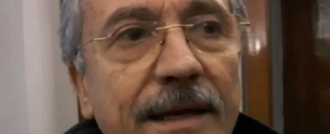 Copertina di Arresto sindaco Ischia, D’Alema: “Sono offeso e indignato. Io estraneo a vicenda”