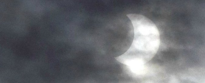 Eclissi di Sole 20 marzo, la guida: come osservare il fenomeno dalle 9 alle 12