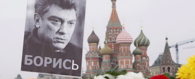 Nemtsov, si indaga su auto ministeriale. Media russi: “Ci sono foto di 2 sospetti”