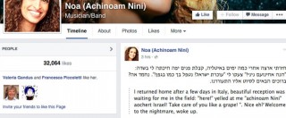 Copertina di Noa, la cantante insultata all’aeroporto di Tel Aviv: “Nemica di Israele”