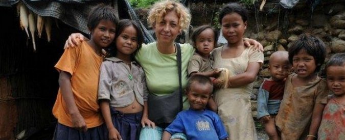 Nepal, cooperante italiana: “Gli aiuti? Ci sono, ma nessuno coordina distribuzione”
