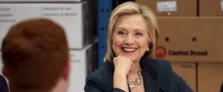 Copertina di Elezioni Usa 2016, Hillary Clinton si veste da donna “normale”. All’ombra di Bill