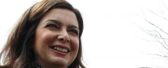 Copertina di “Io ipocrita?”, Boldrini replica a Salvini: “Volgare, insulta perché non ha idee”